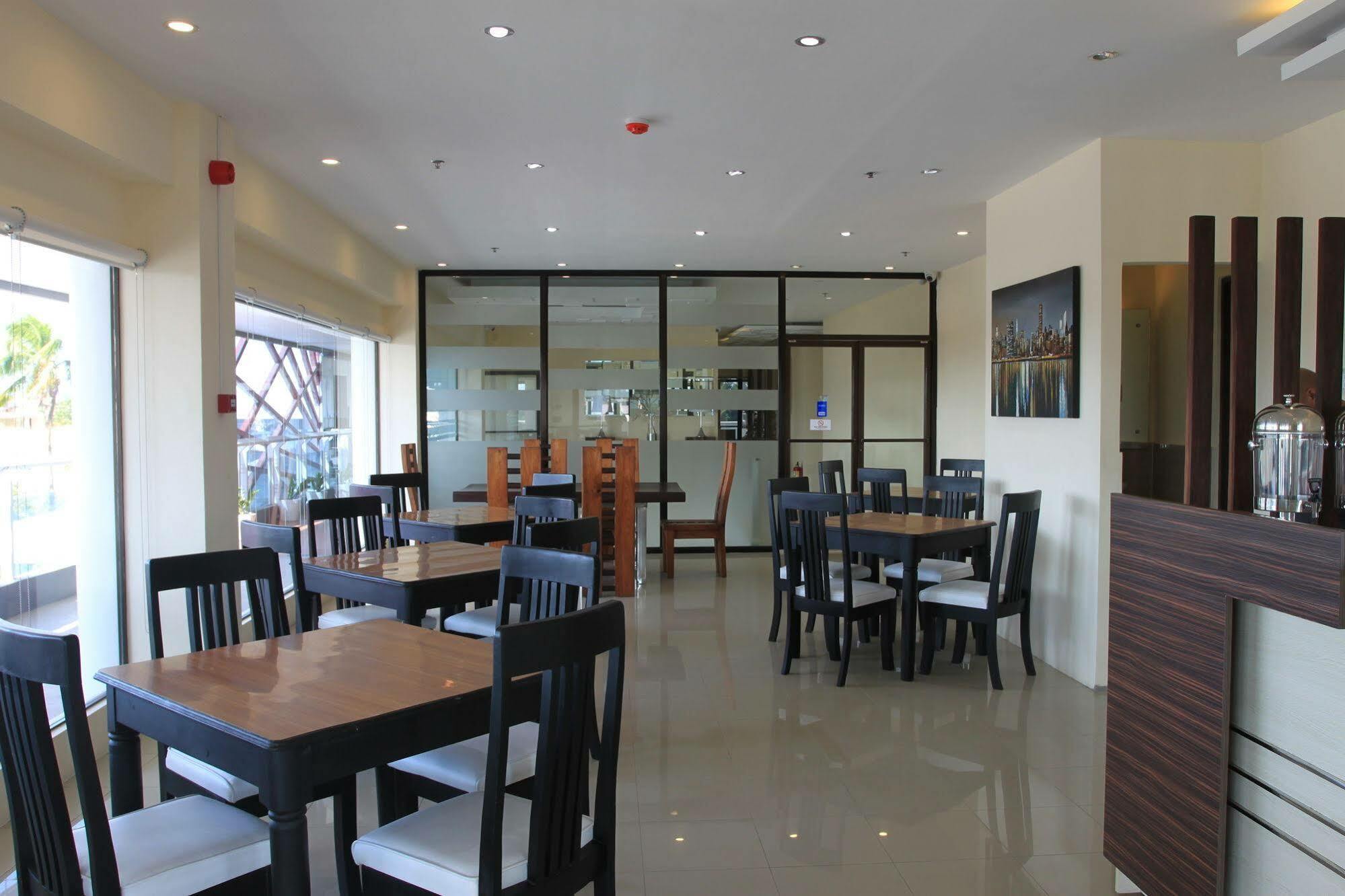 فنادق سومو آسيا Davao City المظهر الخارجي الصورة
